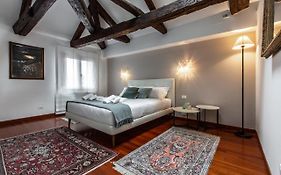 San Pantalon Luxury Penthouse R&R