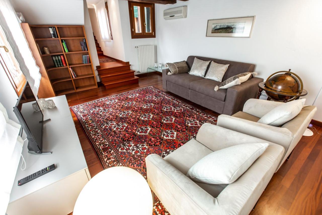 Appartamento San Pantalon Luxury Penthouse R&R Venezia Esterno foto