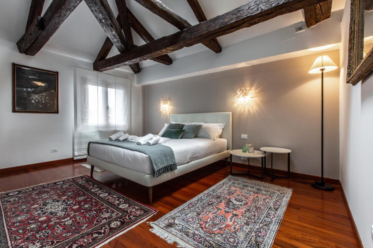 Appartamento San Pantalon Luxury Penthouse R&R Venezia Esterno foto