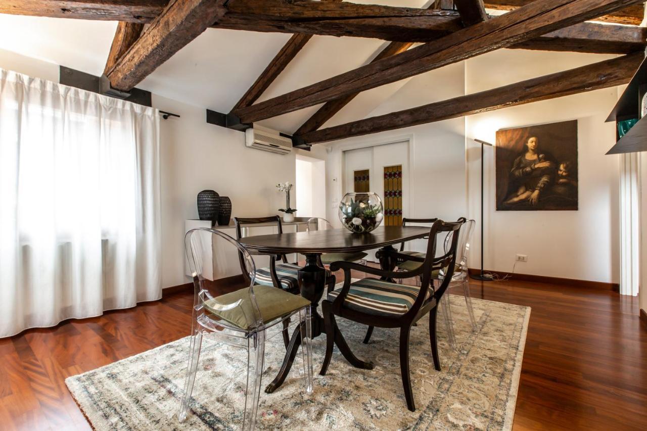 Appartamento San Pantalon Luxury Penthouse R&R Venezia Esterno foto